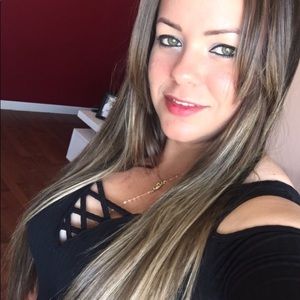 Meet your Posher, Nayivi